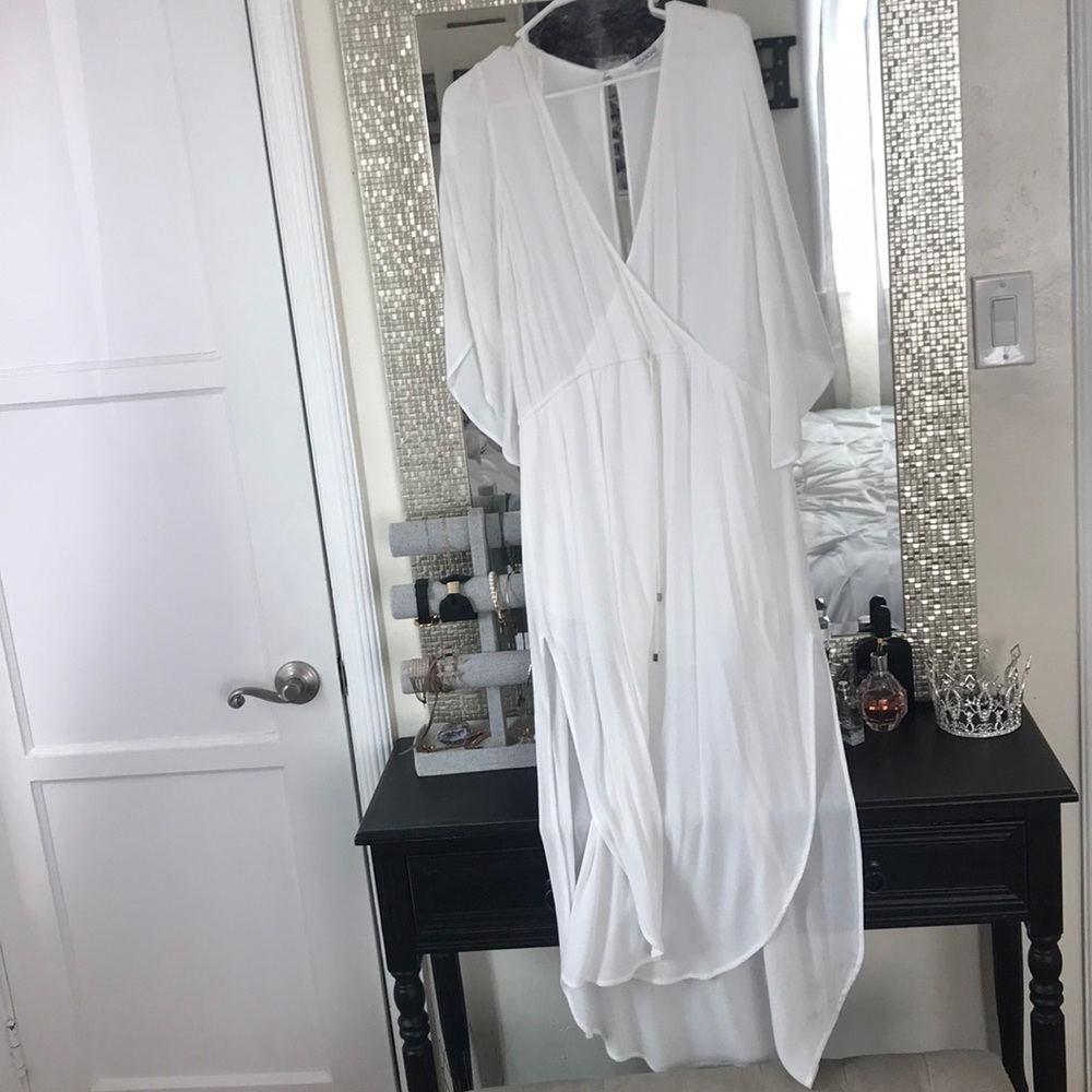Vagabond sheer beautiful white dress size small